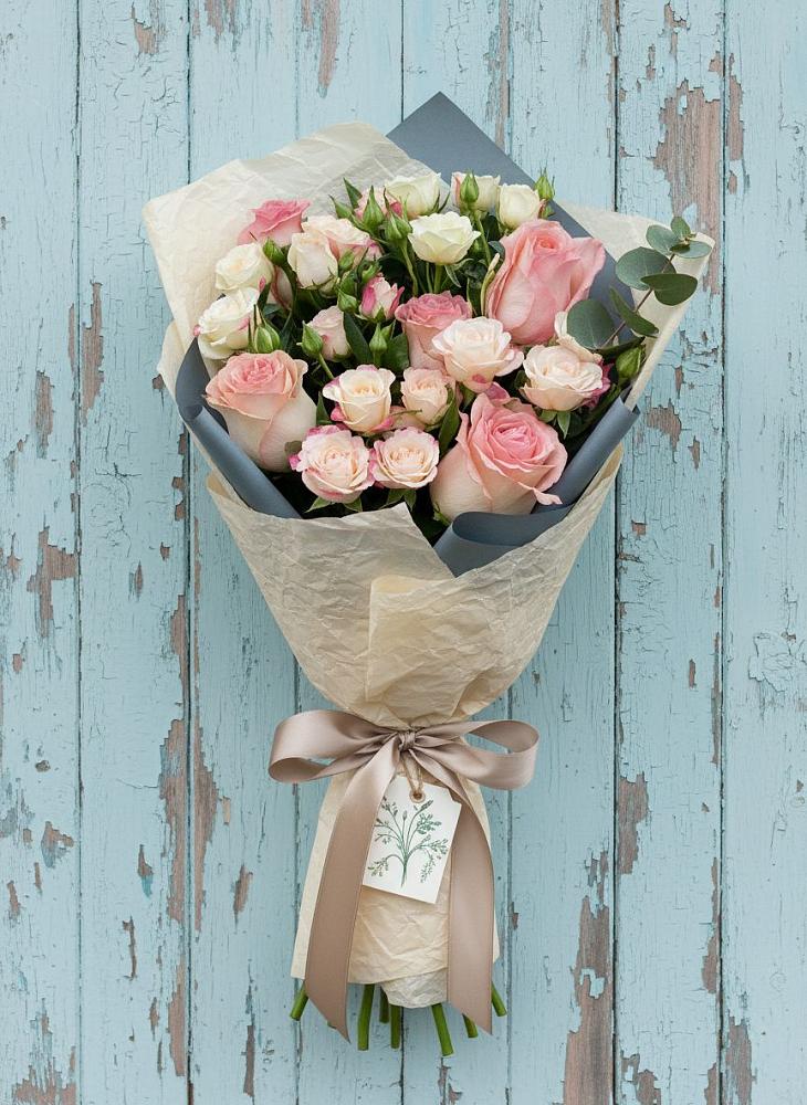 Букет цветов из: Розы в Поселке совхоза Марфино