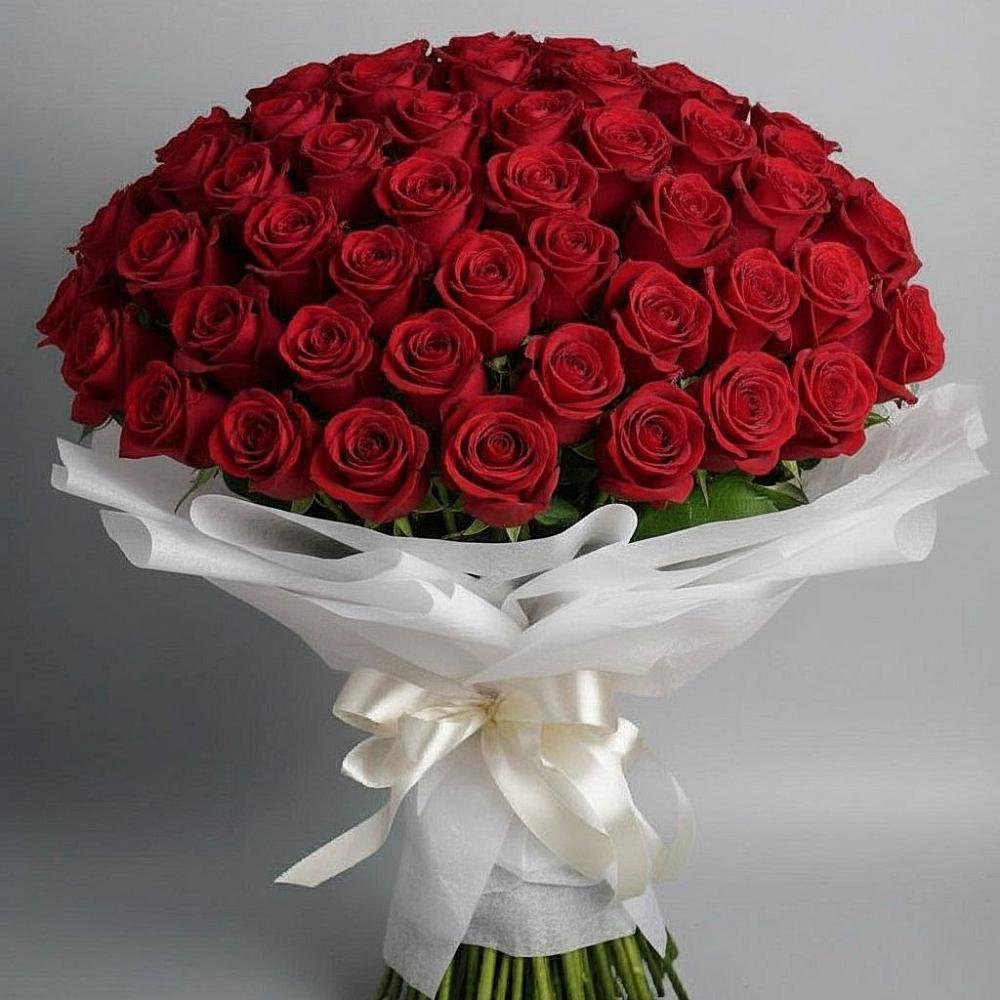 Букет 101 Красная роза Блэк Мэджик в Поселке совхоза Марфино