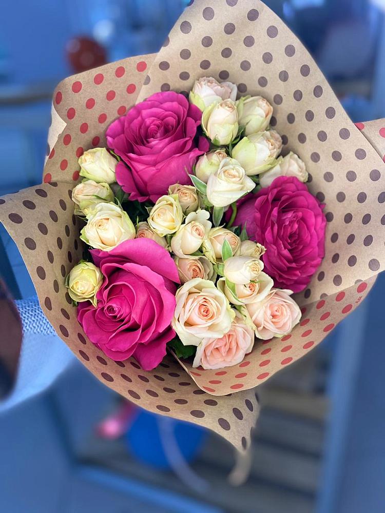 Букет цветов из: Розы в Поселке совхоза Марфино
