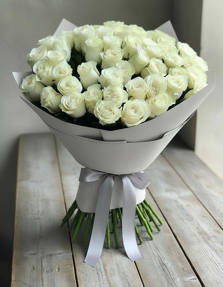 Букет 35 Белых роз в Поселке совхоза Марфино