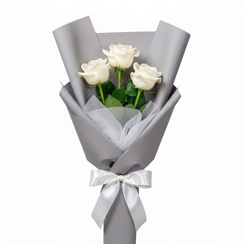 Букет 3 белые розы в Поселке совхоза Марфино