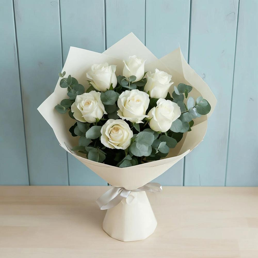 Букет Белые розы в Эвкалипте в Поселке совхоза Марфино
