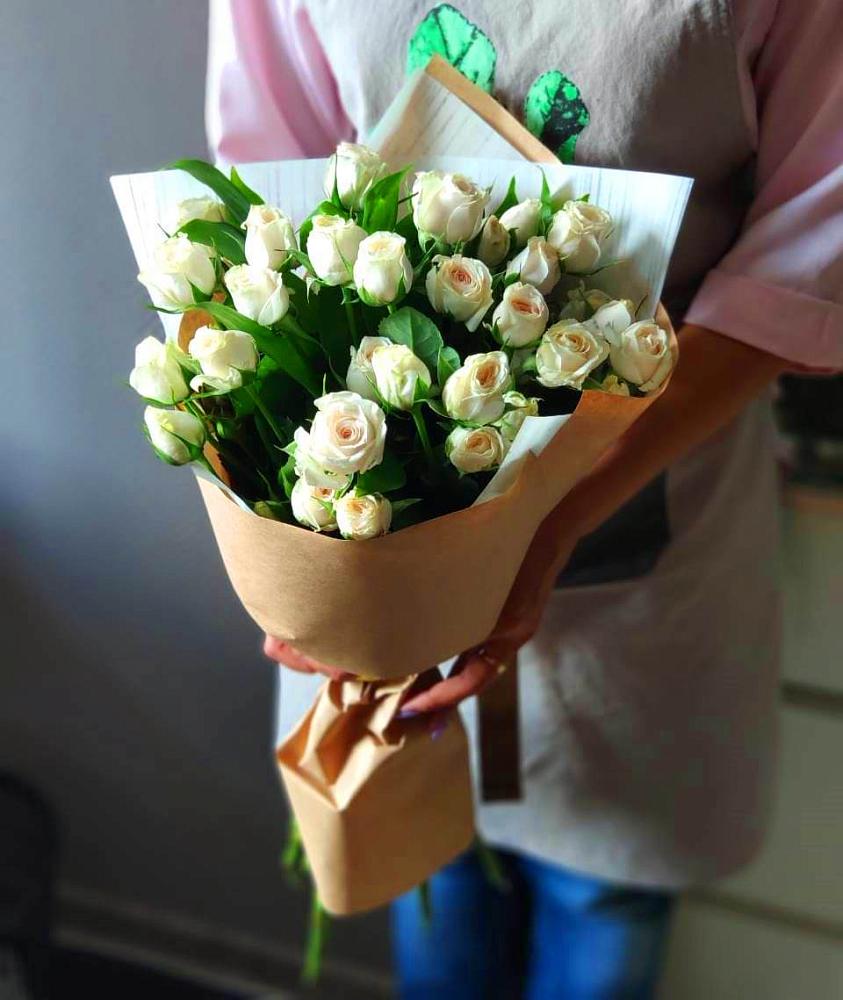 Букет цветов из: Розы в Поселке совхоза Марфино