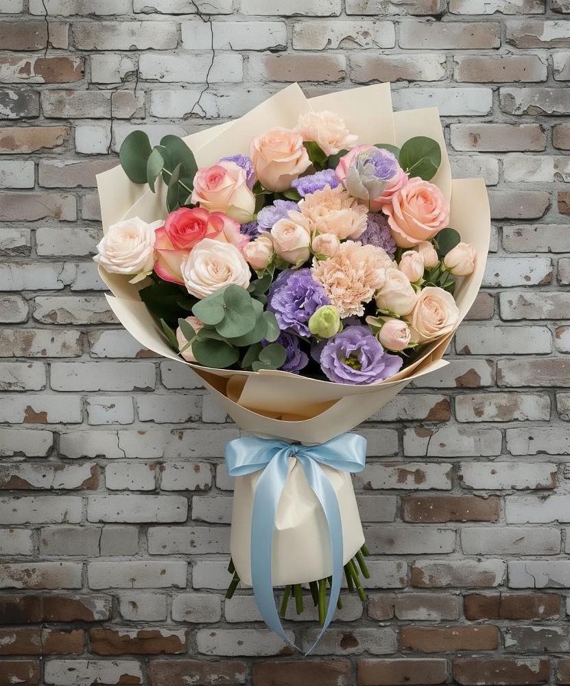 Букет цветов из: Розы, Лизиантусы и Гвоздики в Поселке совхоза Марфино