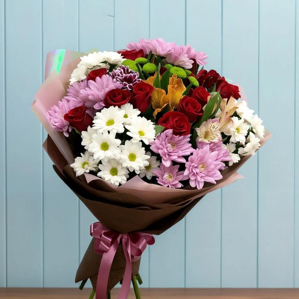 Букет цветов из: Розы, Хризантемы и Альстромерии в Поселке совхоза Марфино