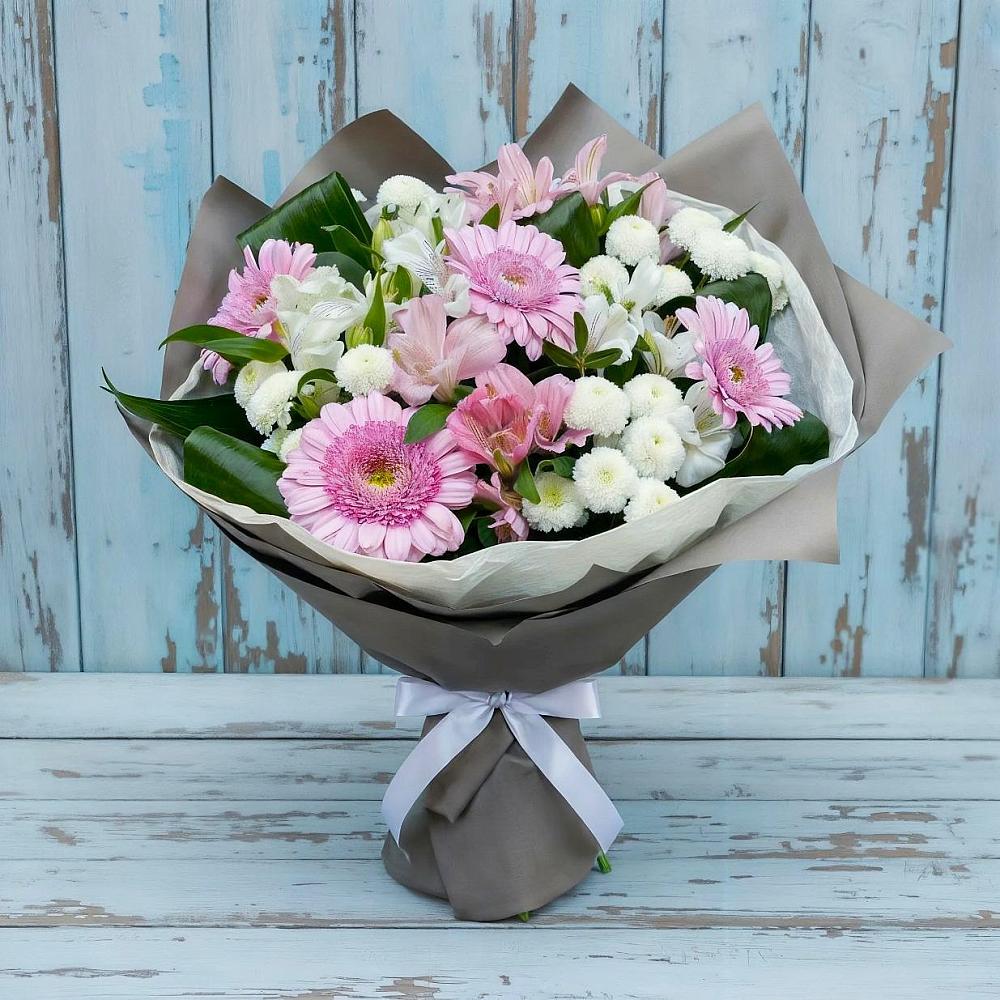 Букет цветов из: Герберы, Альстромерии и Хризантемы в Поселке совхоза Марфино