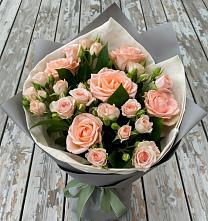 Букет цветов из:  Розы в Поселке совхоза Марфино