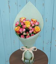 Букет цветов из:  Розы #REPLACE_PRED# Поселке совхоза Марфино